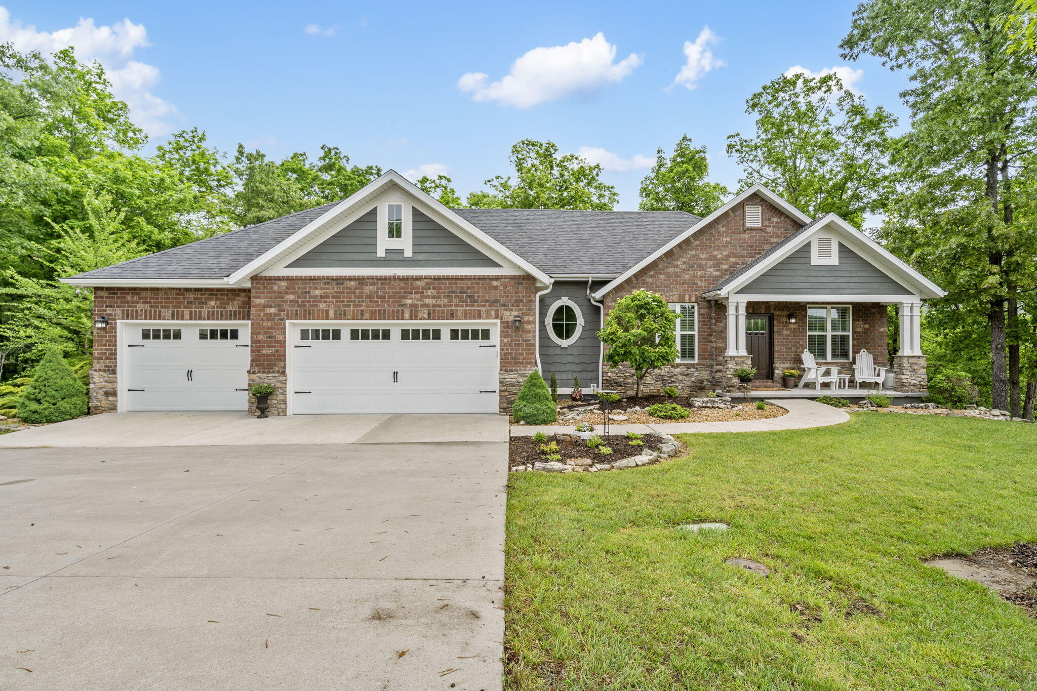 103 Dogwood Court Property Photo 2