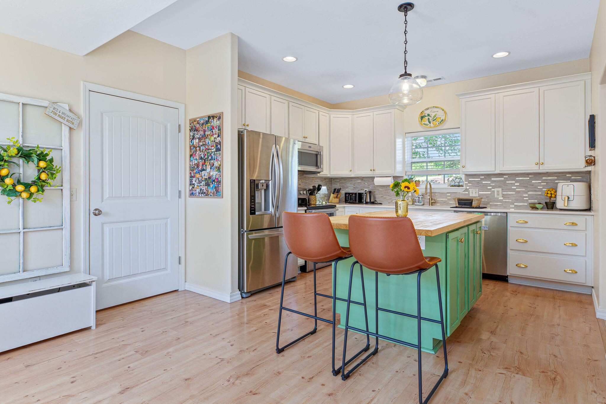 115 Highpoint Circle Property Photo 14