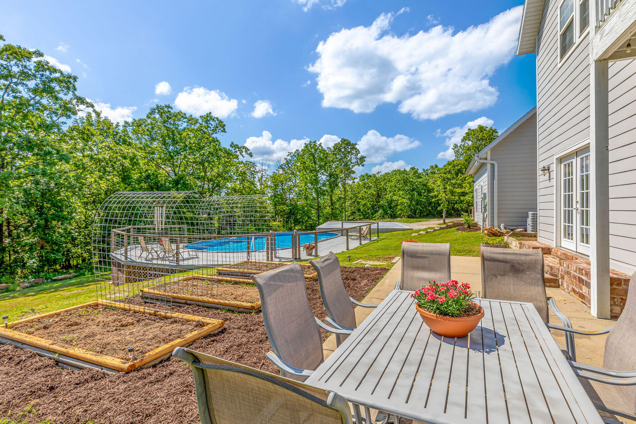 115 Highpoint Circle Property Photo 35