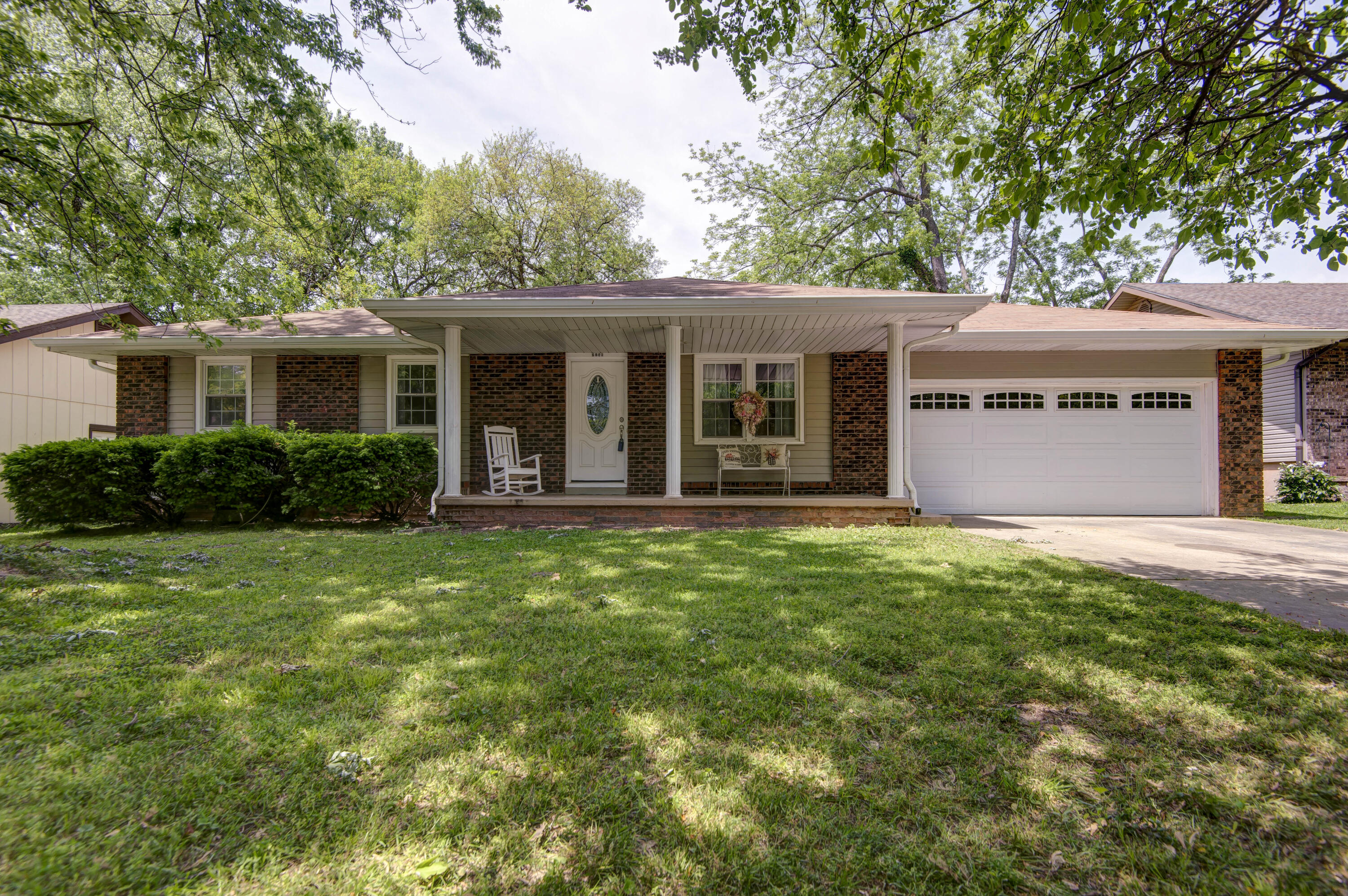 2139 South Wellington Avenue Property Photo