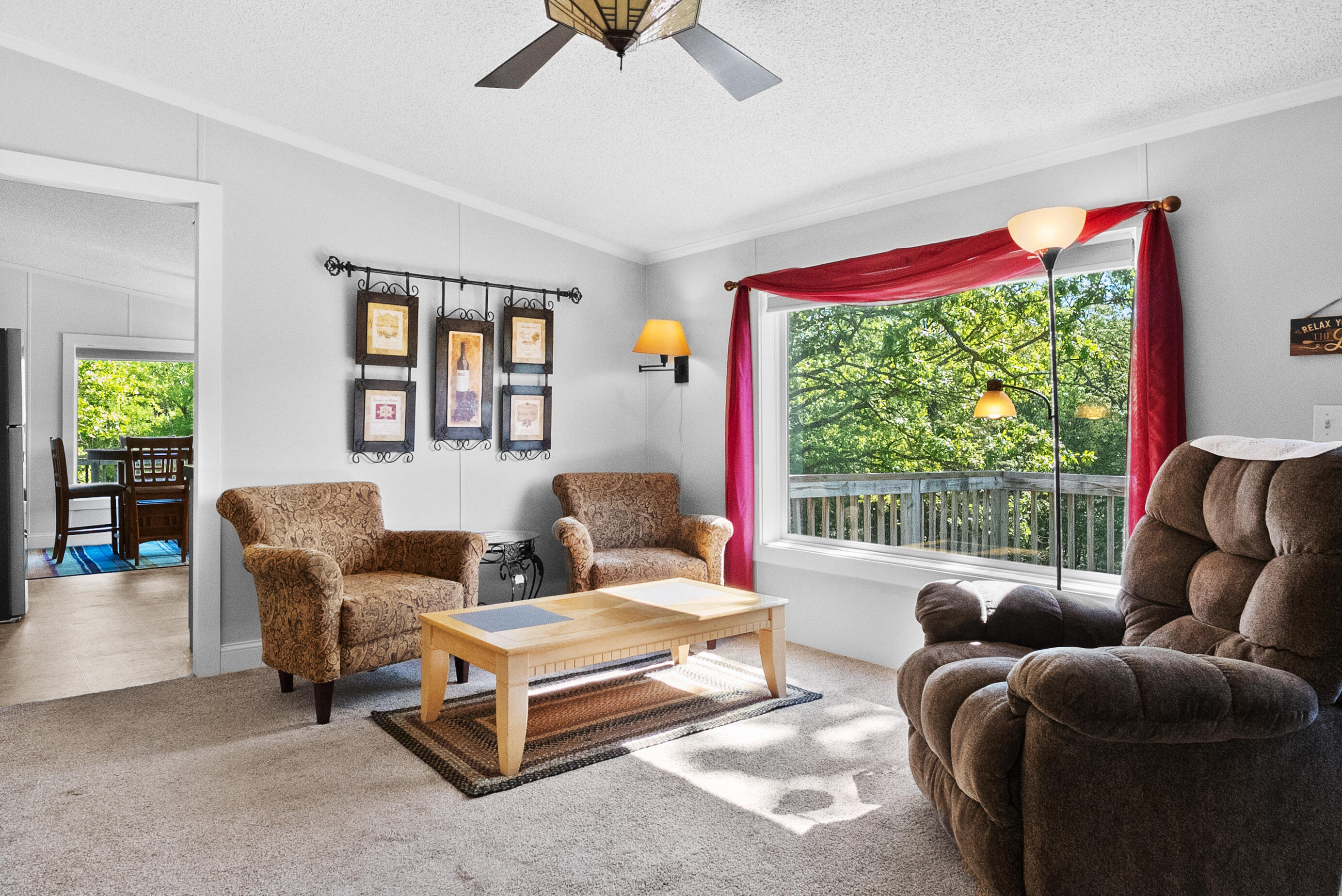 24052 Graybridge East Property Photo 5