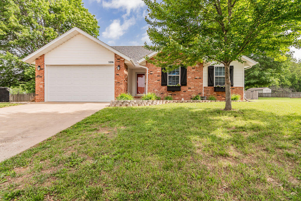 5206 North Annodale Court Property Photo