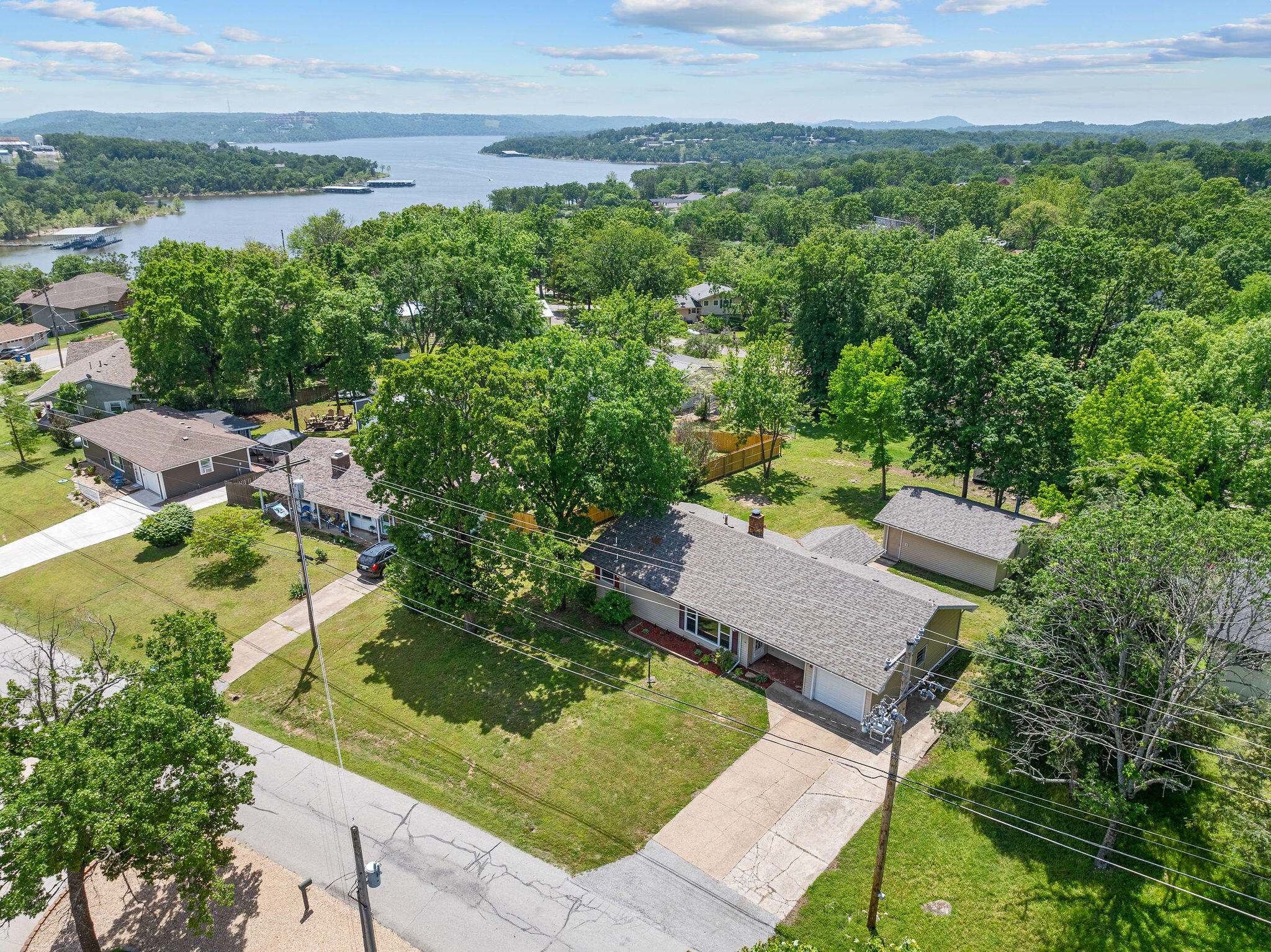 76 Lakeshore Drive Property Photo