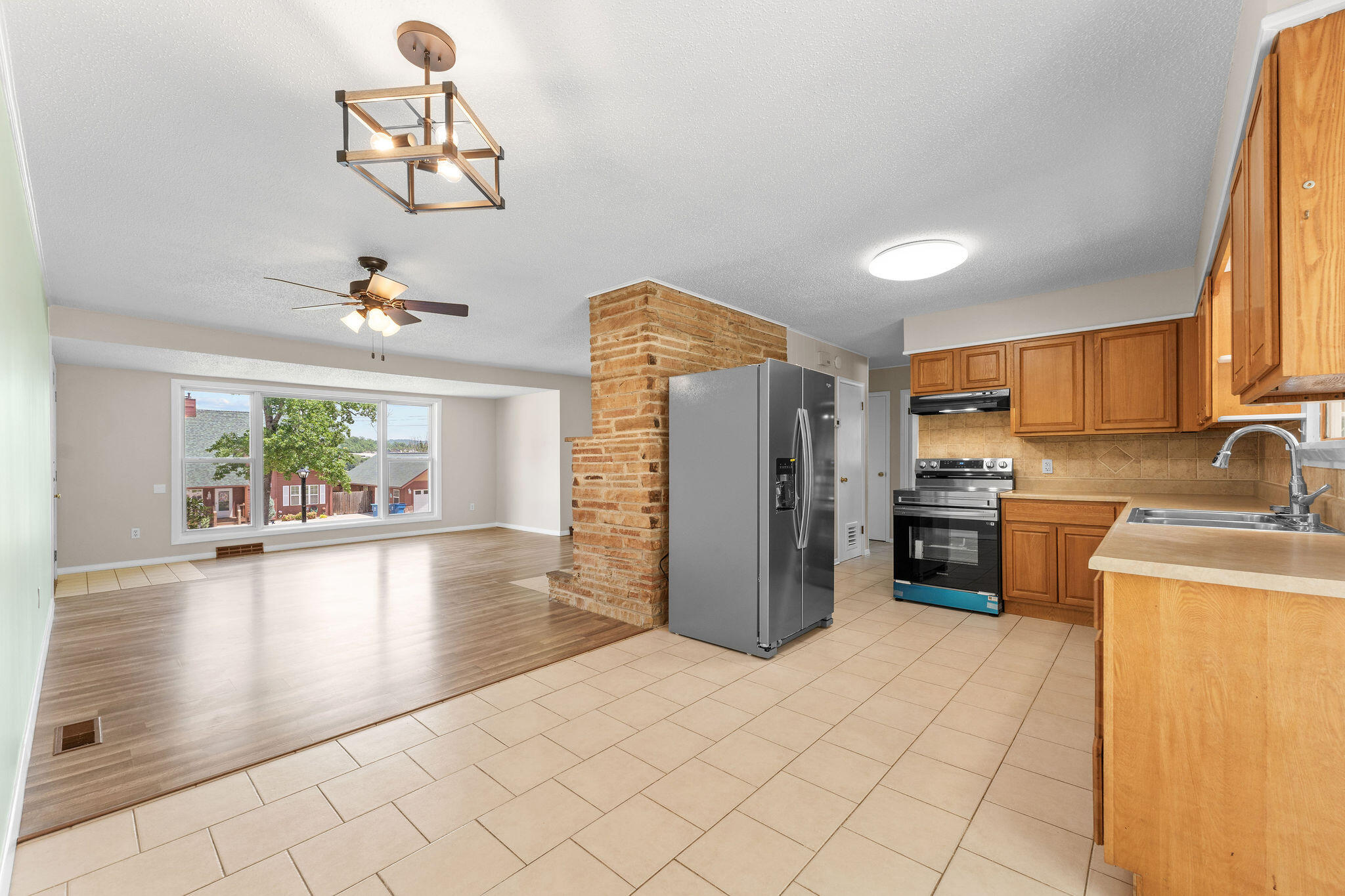 76 Lakeshore Drive Property Photo 14