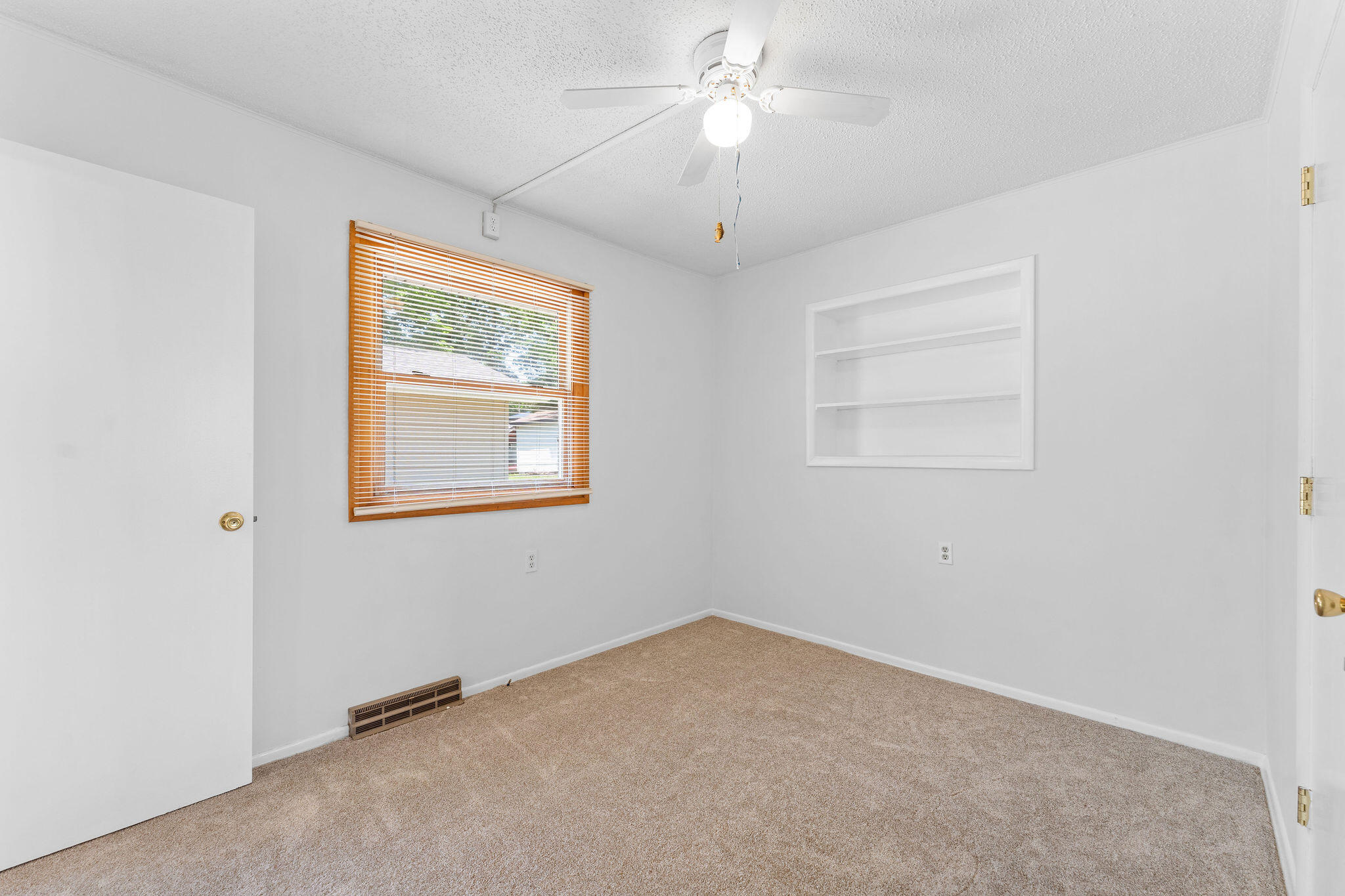 76 Lakeshore Drive Property Photo 26