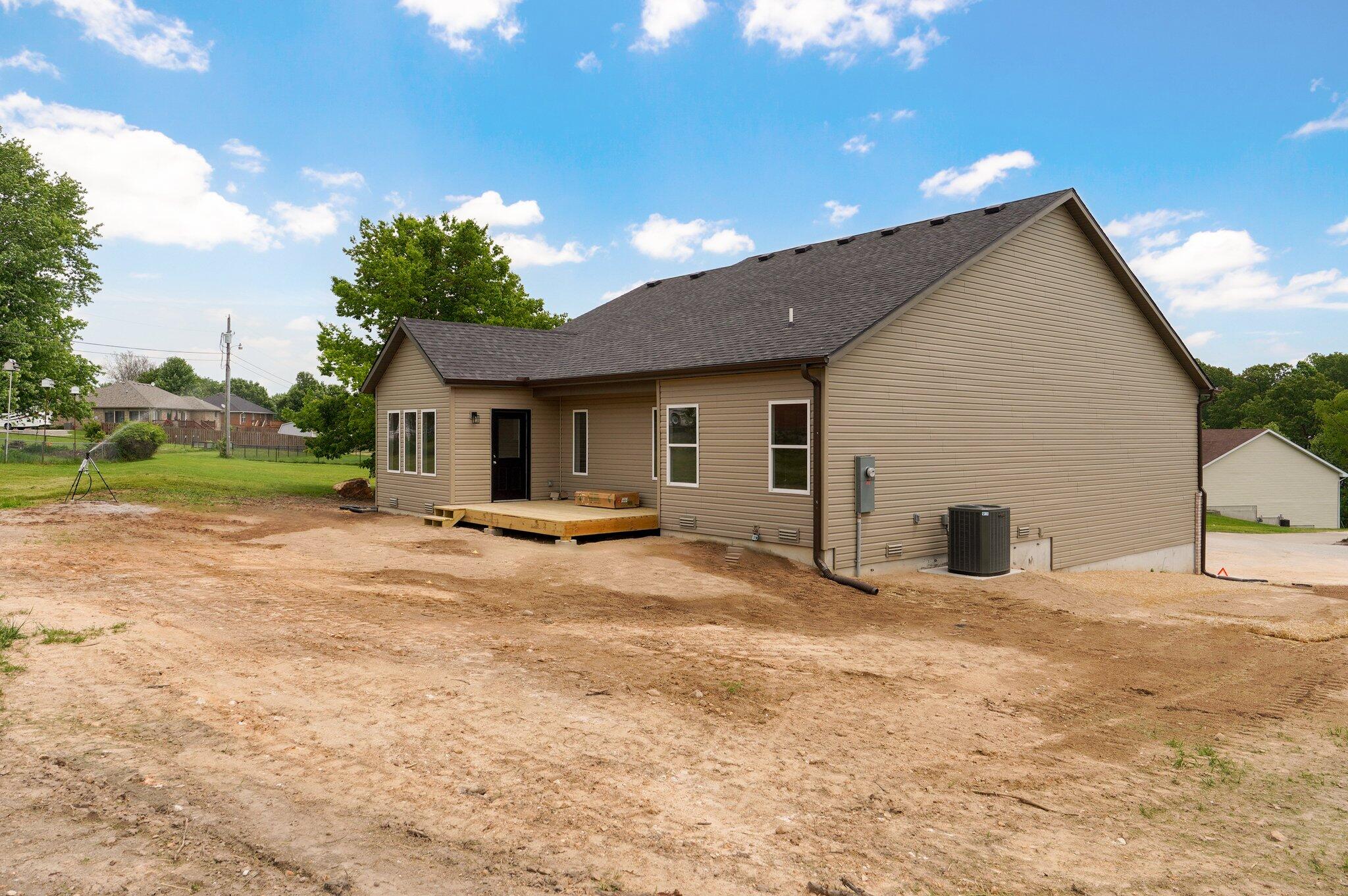 851 Tomahawk Court Property Photo 19