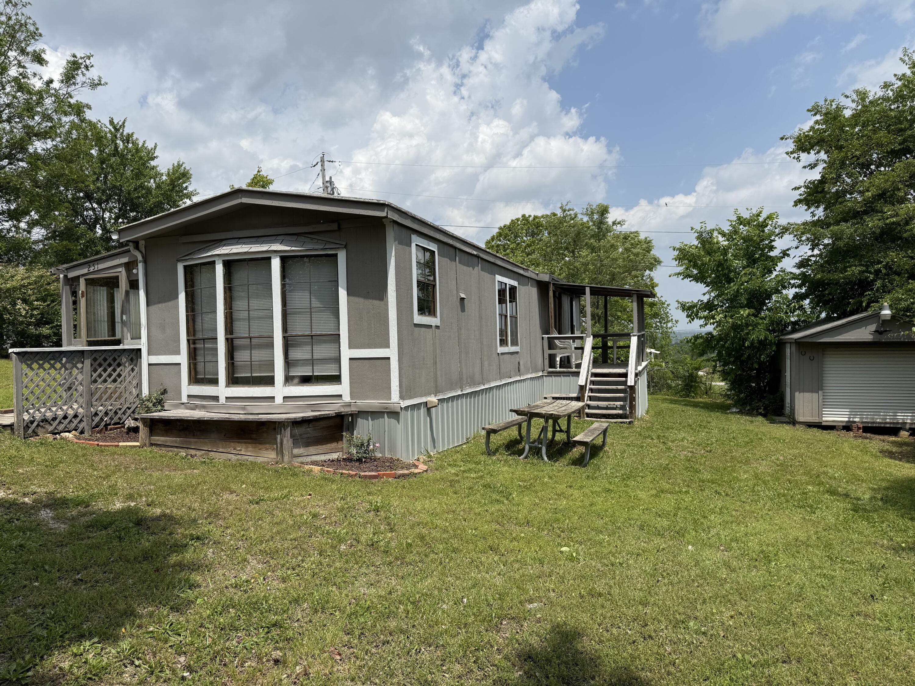 251 Scott Street Property Photo