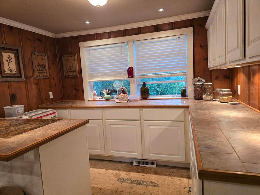 3590 County Road 7140 Property Photo 17