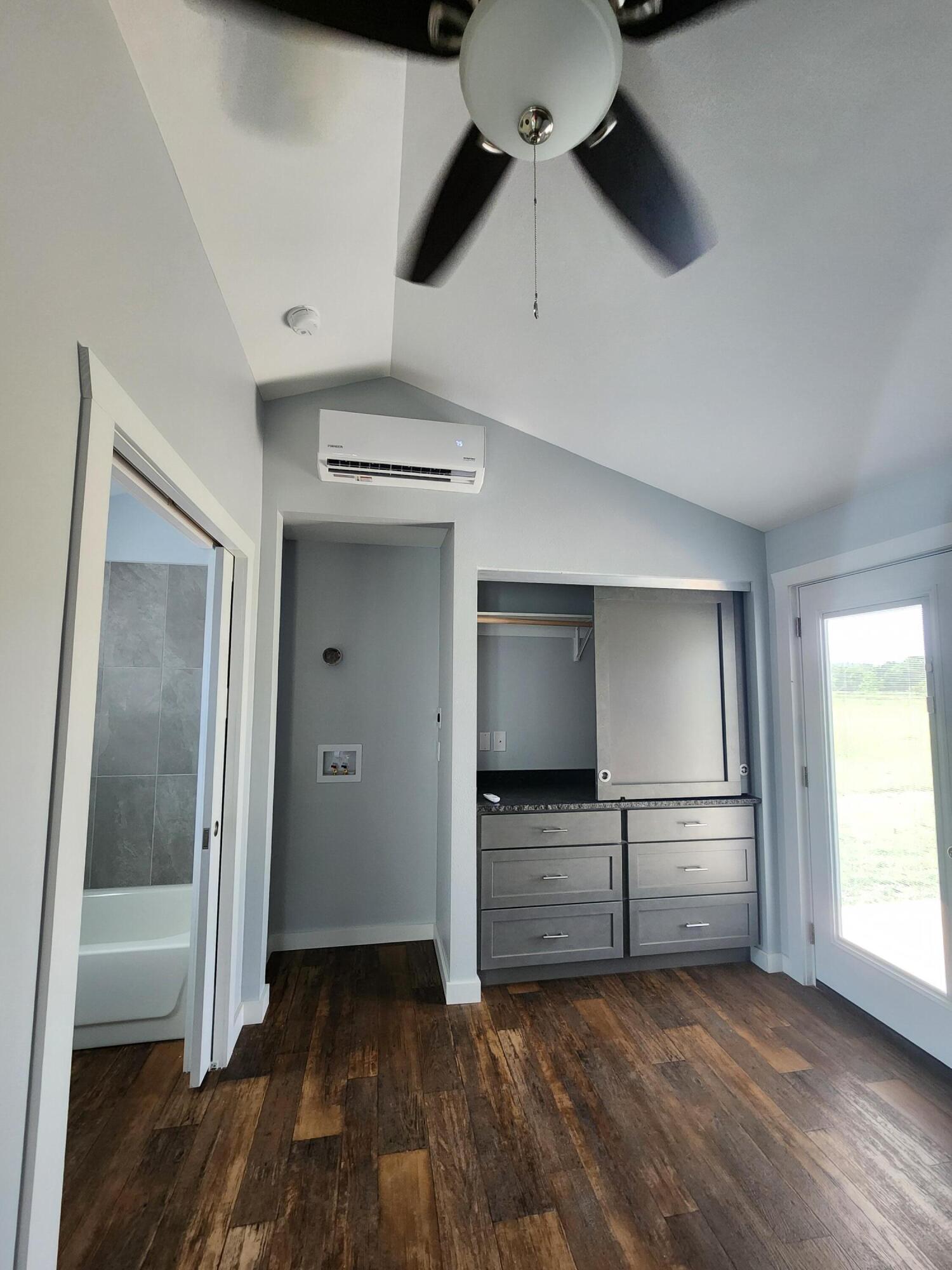 112 Cottage Brook Circle Property Photo 10