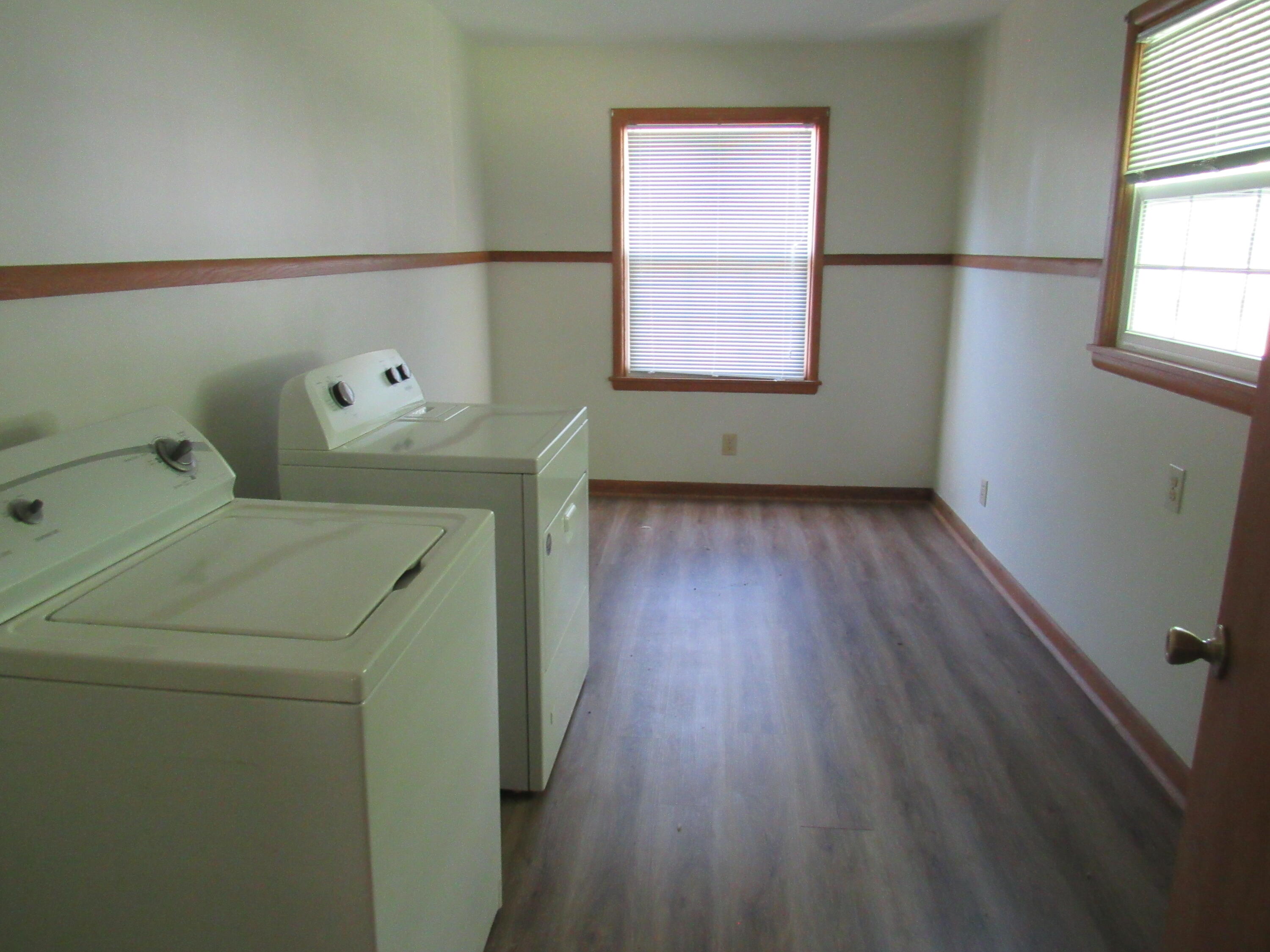 2124 South Kimbrough Avenue Property Photo 8