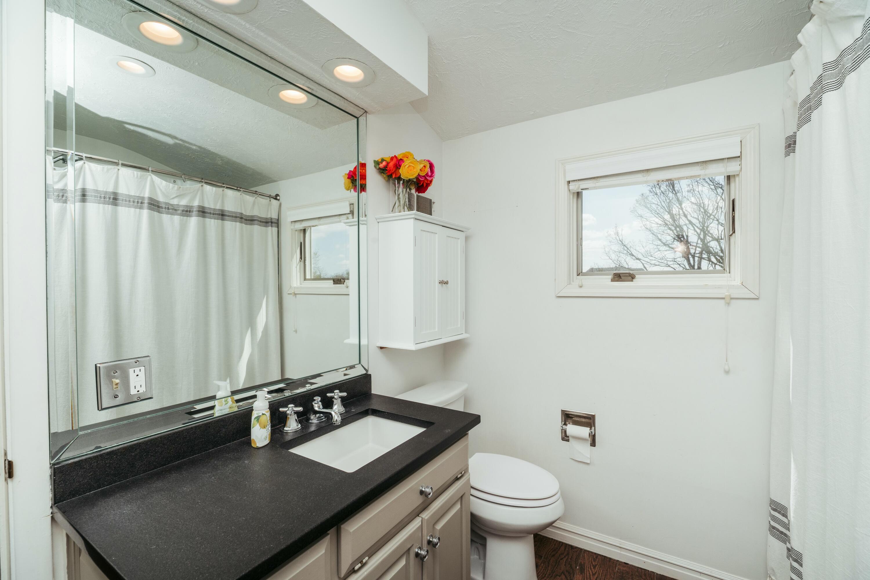 5724 East Mill Street Property Photo 57