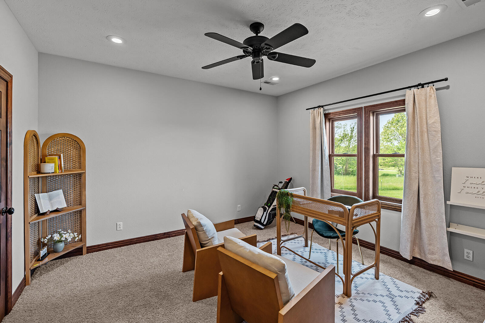16326 Lawrence 1232 Property Photo 6