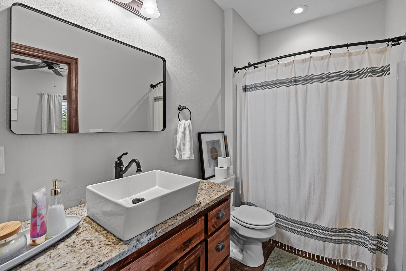 16326 Lawrence 1232 Property Photo 19