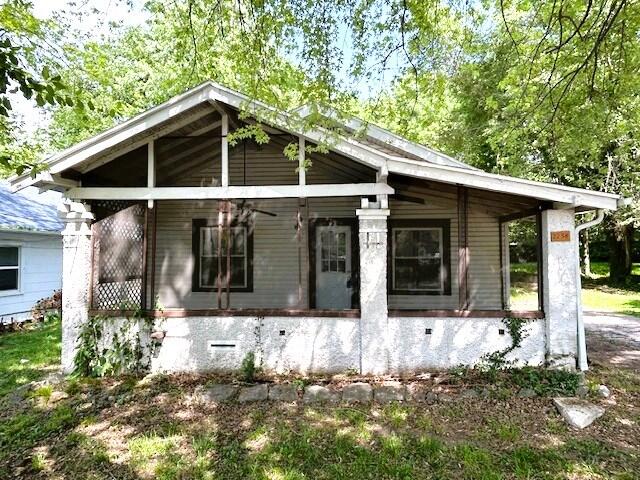 2238 North Rogers Avenue Property Photo 1