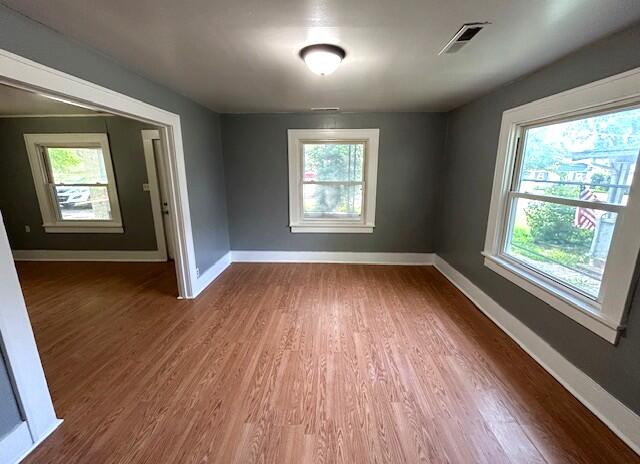 2238 North Rogers Avenue Property Photo 8
