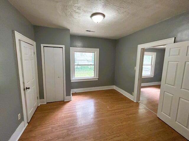 2238 North Rogers Avenue Property Photo 11