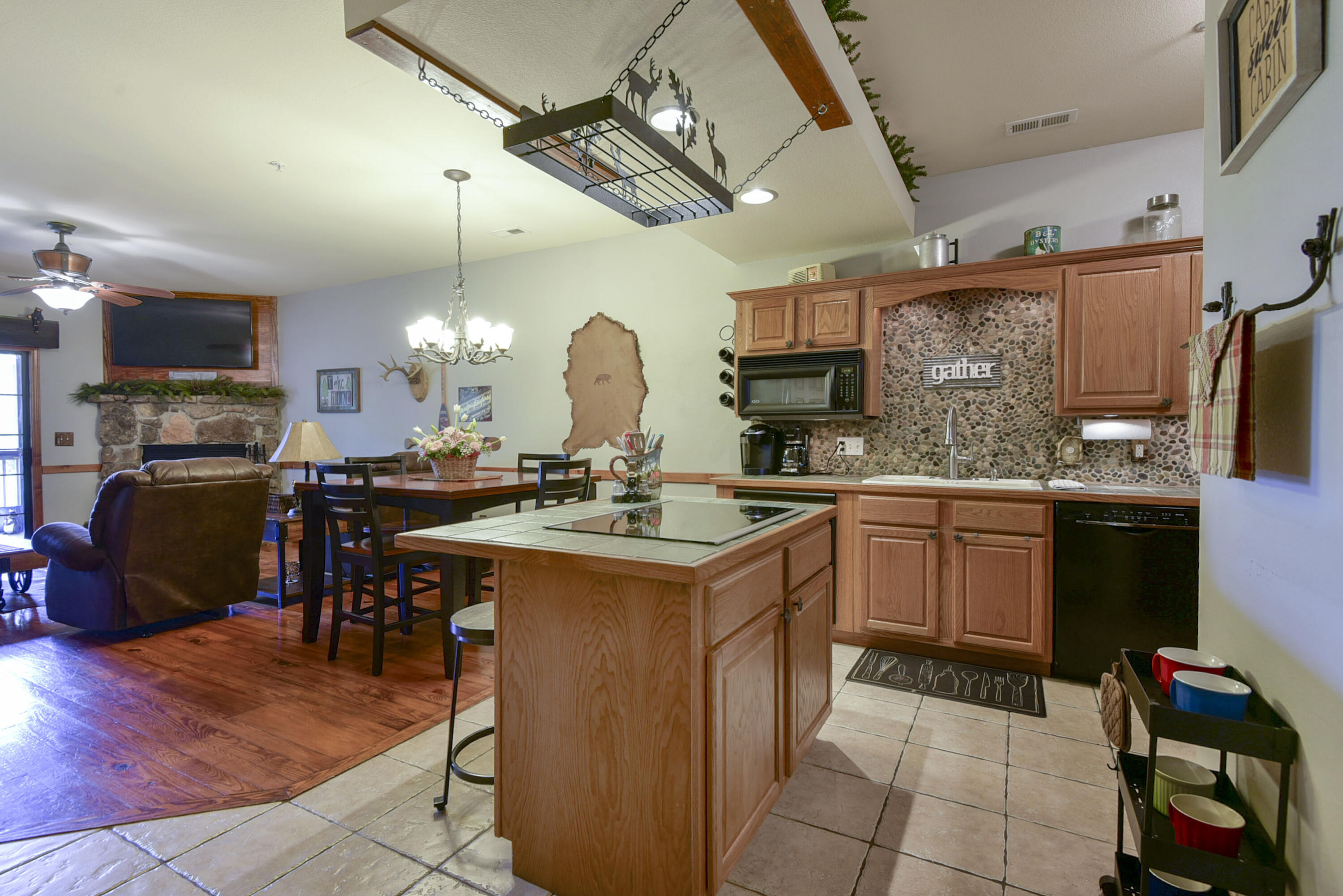24 Village Trail Property Photo 9