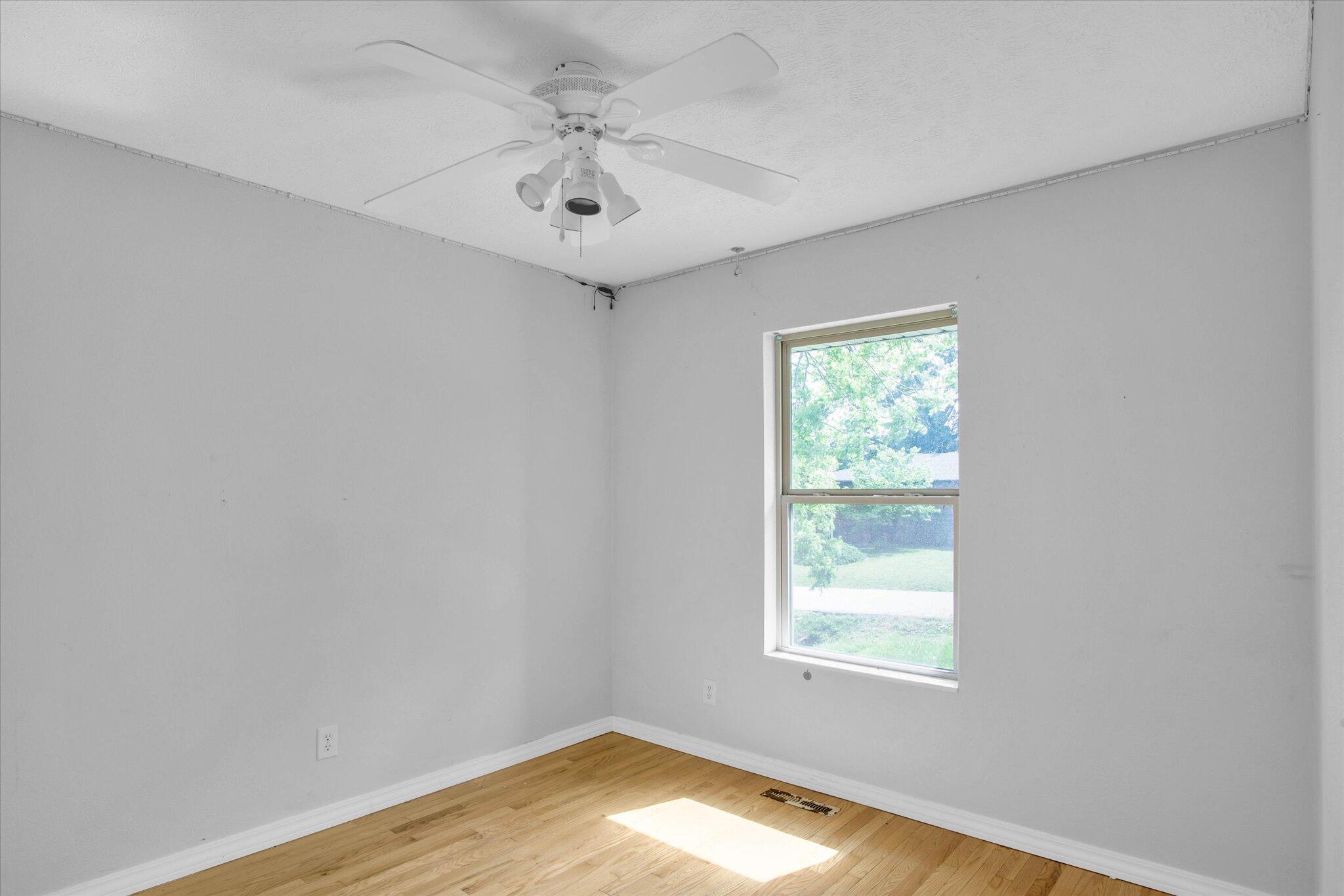 201 South Smalley Street Property Photo 13