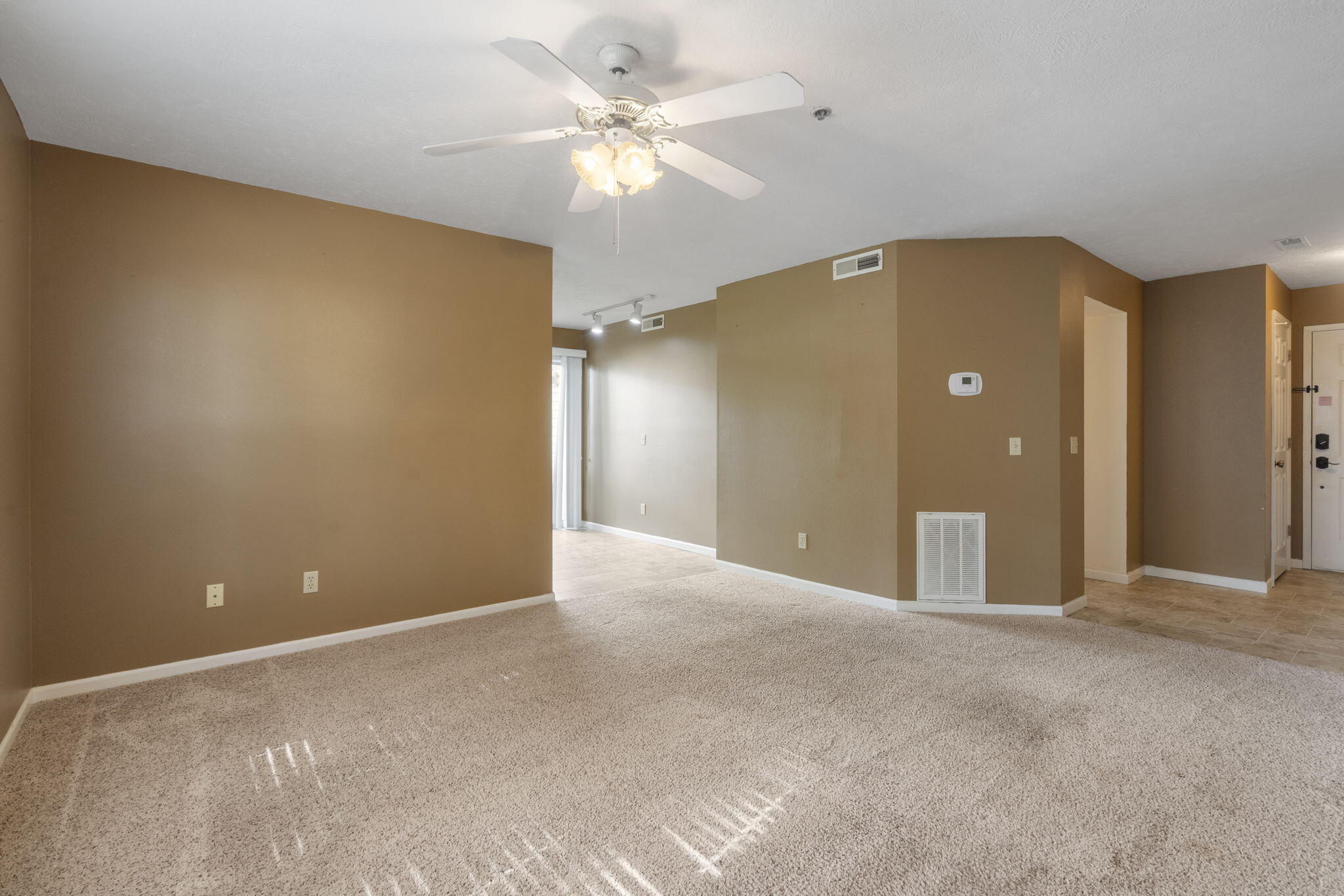 110 Vixen Circle Property Photo 3