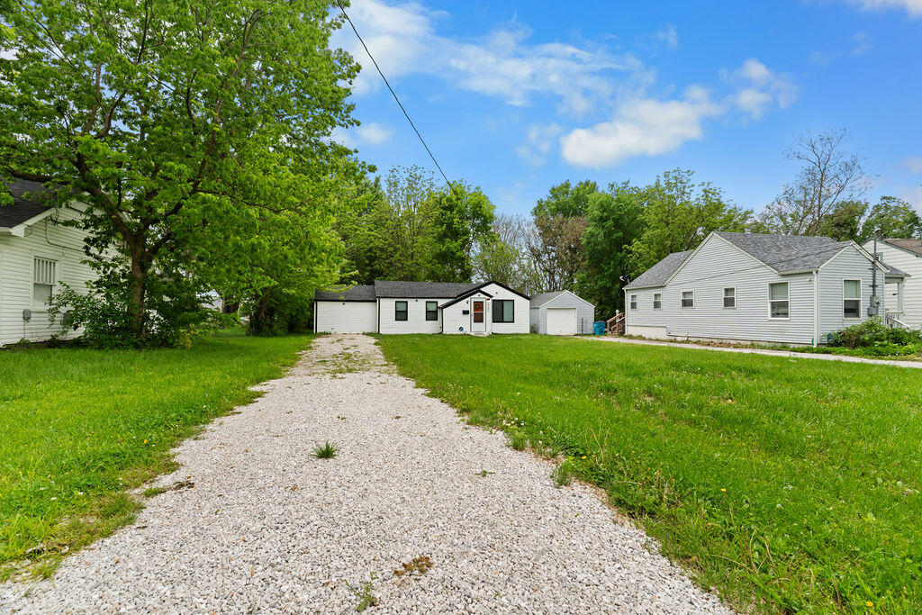 1460 East Central Street Property Photo 1