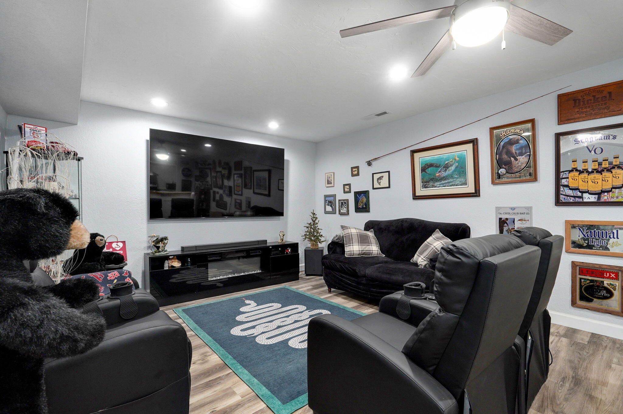 1511 East Groves Drive Property Photo 25