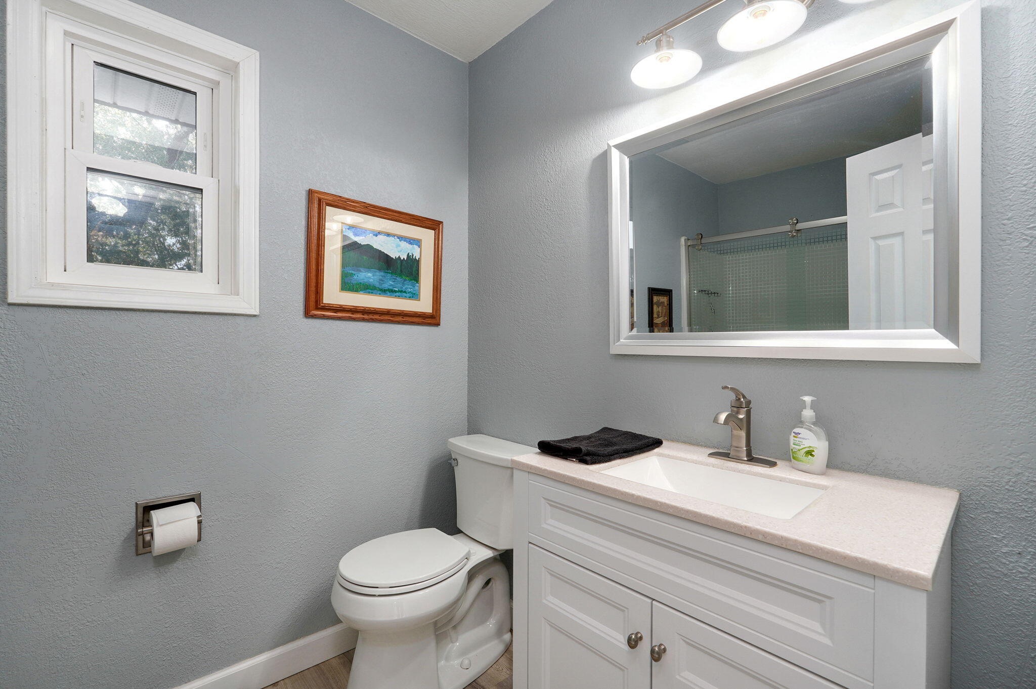 1511 East Groves Drive Property Photo 28