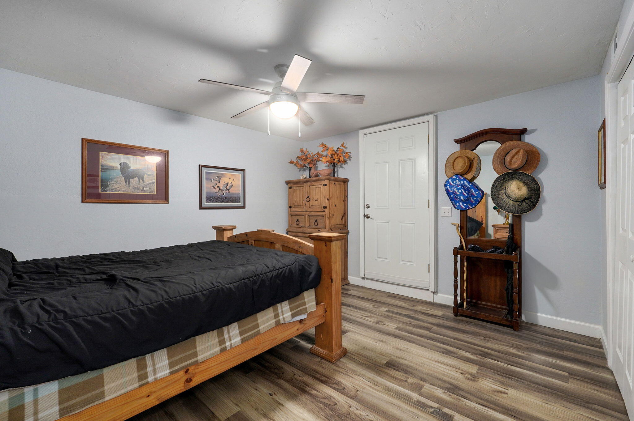 1511 East Groves Drive Property Photo 31