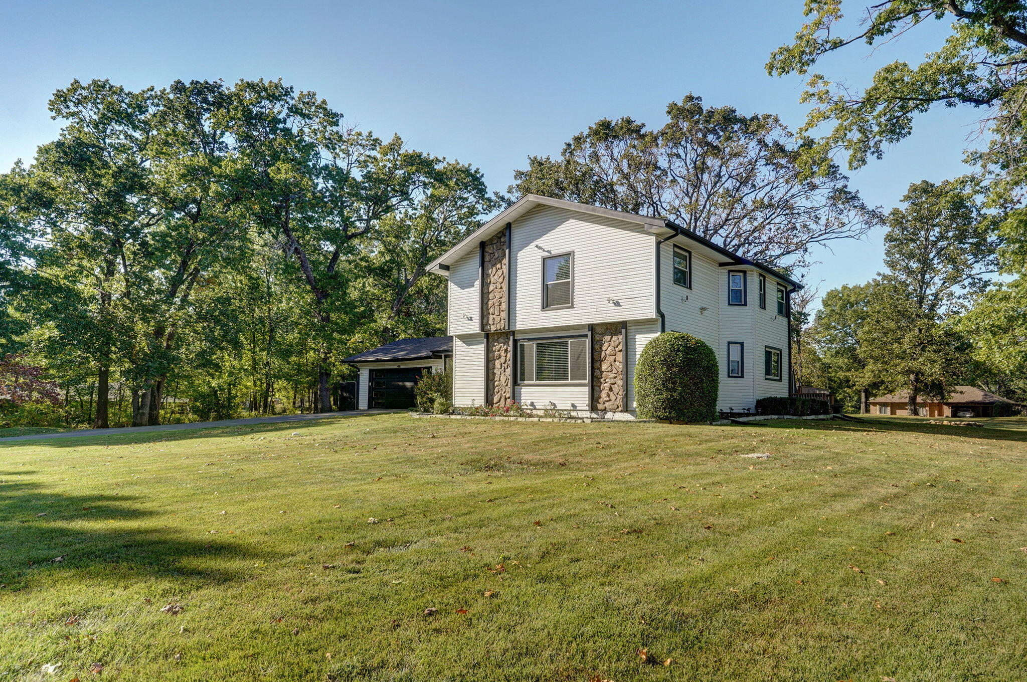 1511 East Groves Drive Property Photo 40
