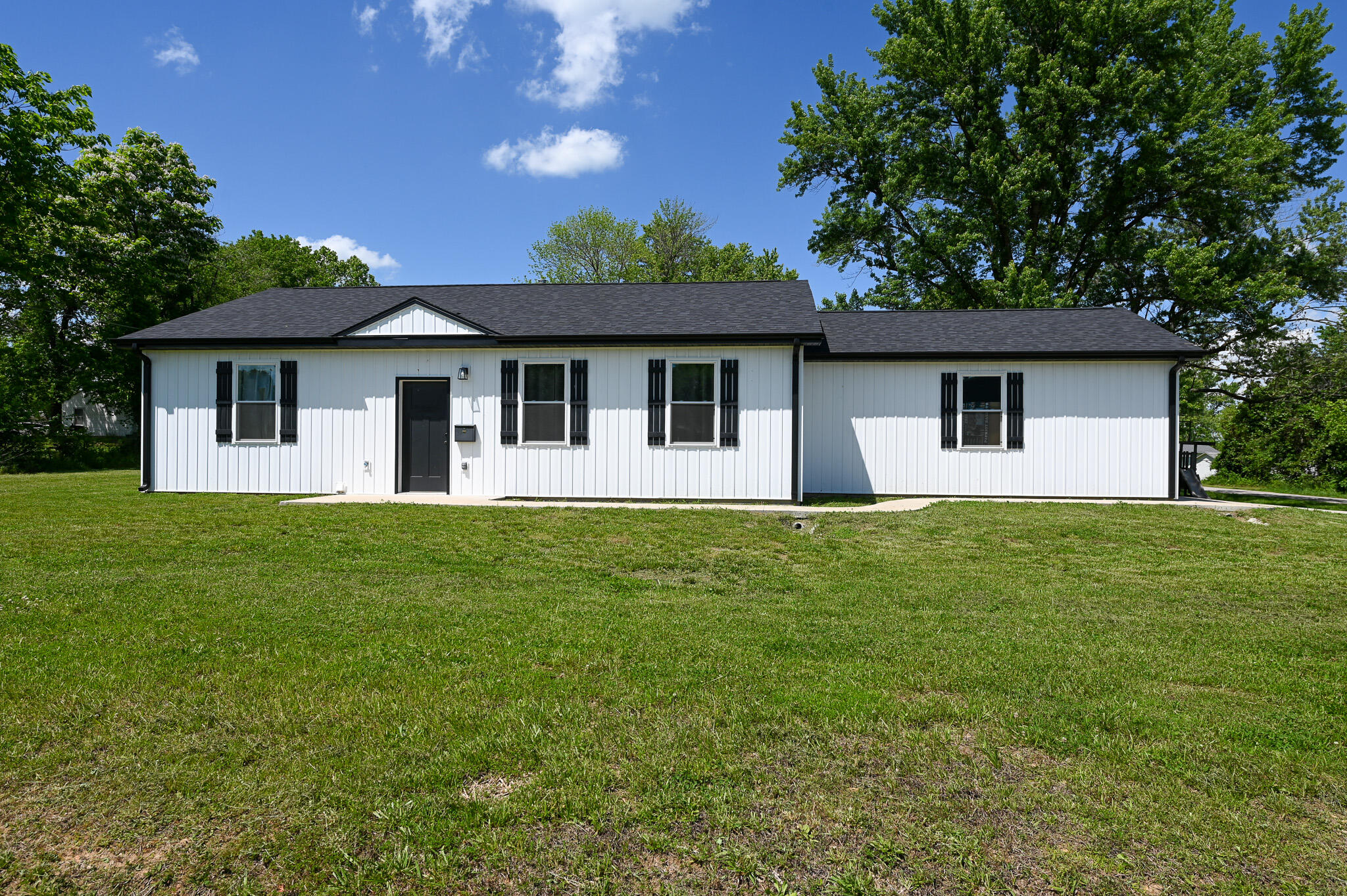 603 East Lafayette Street Property Photo 1