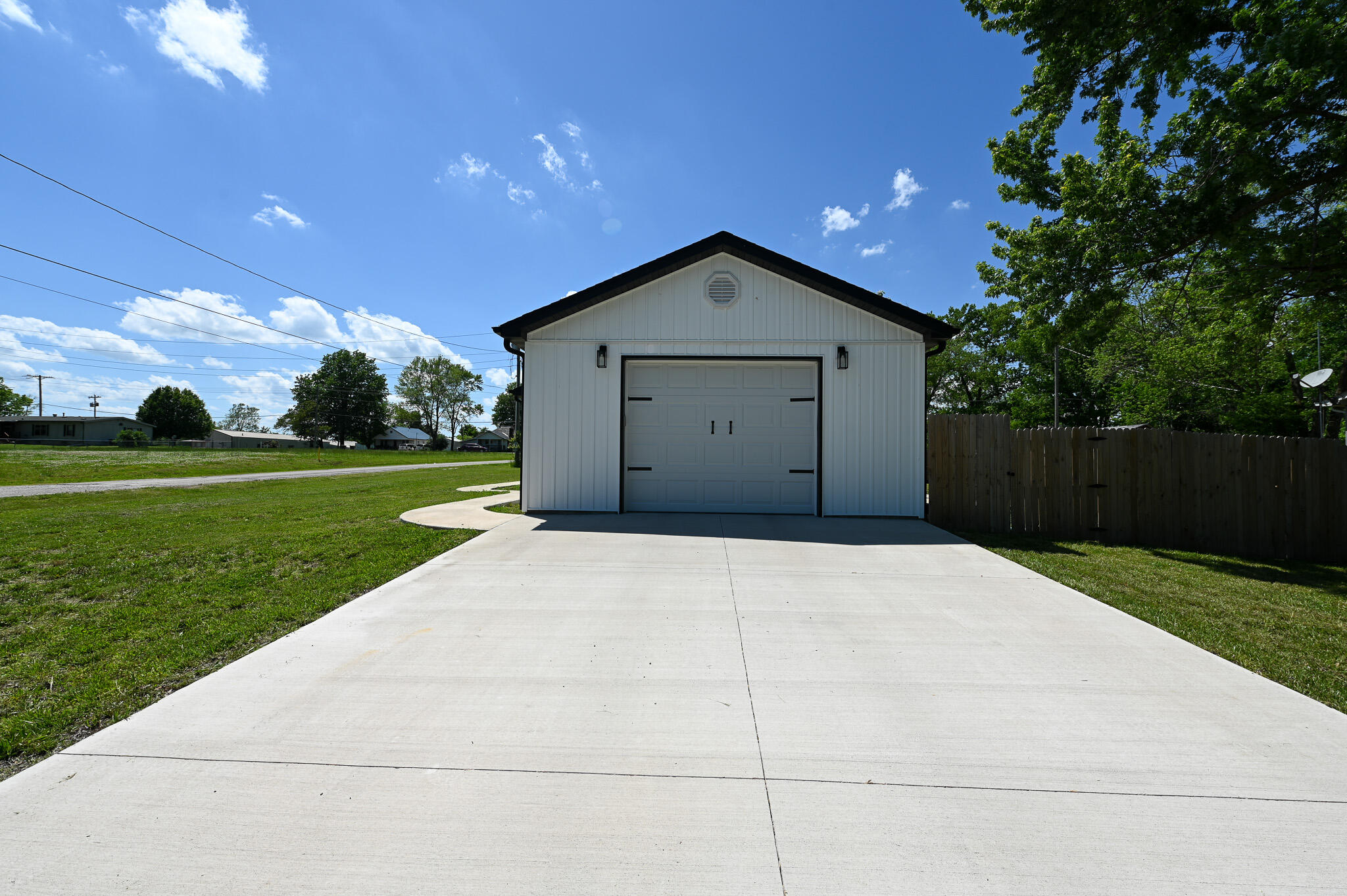 603 East Lafayette Street Property Photo 4