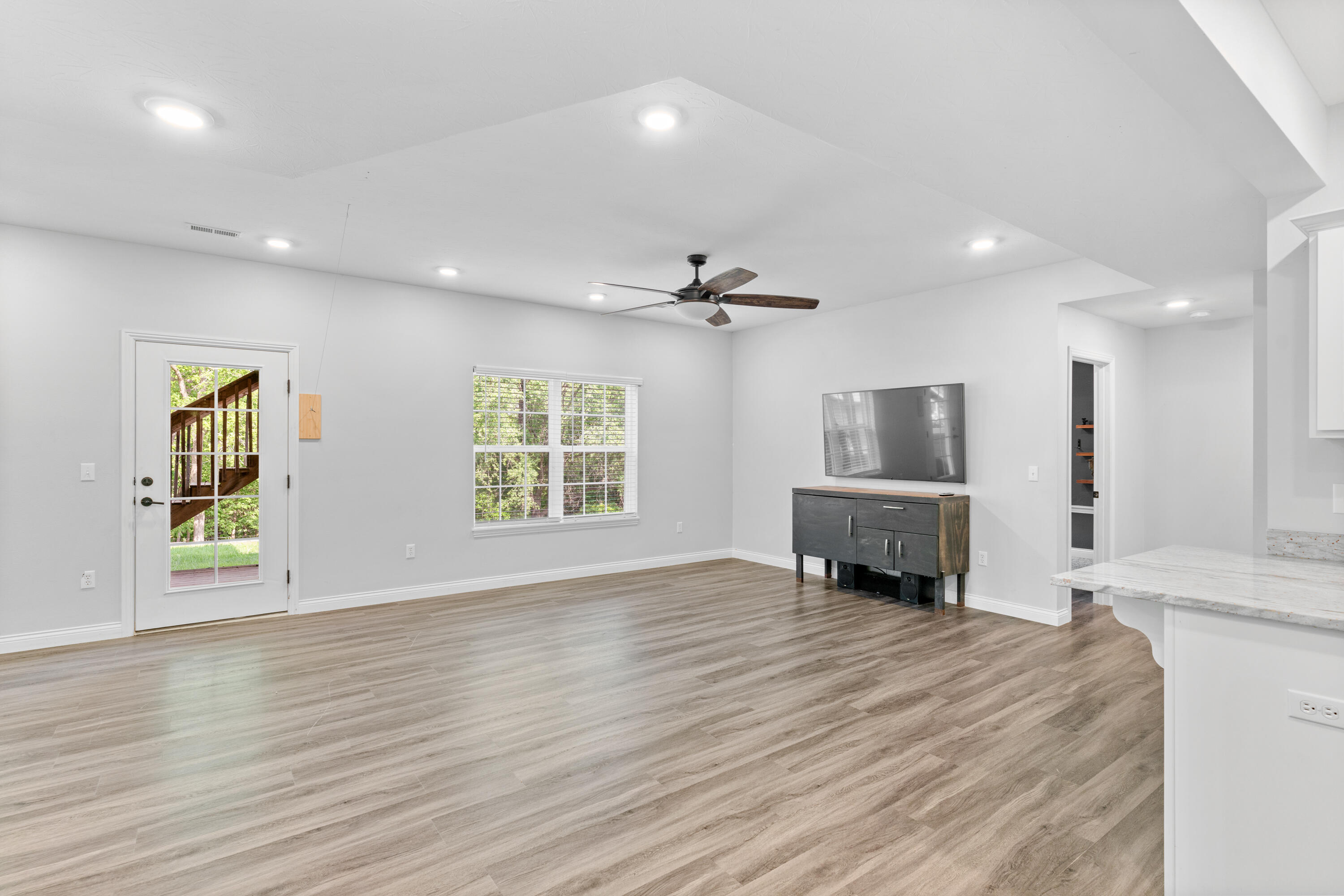 5404 South Clifton Avenue Property Photo 31