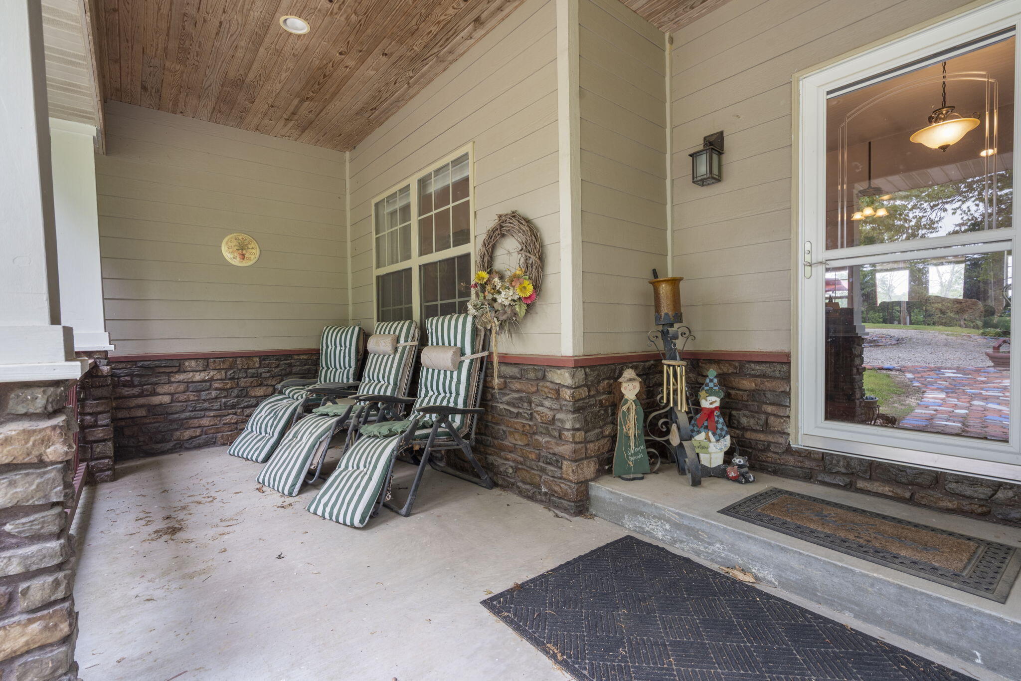 217 Ella Lane Property Photo 11