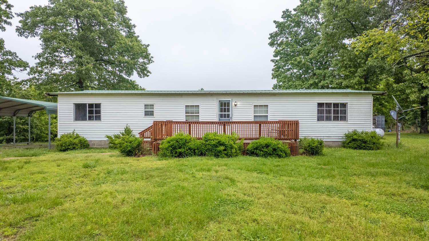 742 County Road 302 Property Photo 3