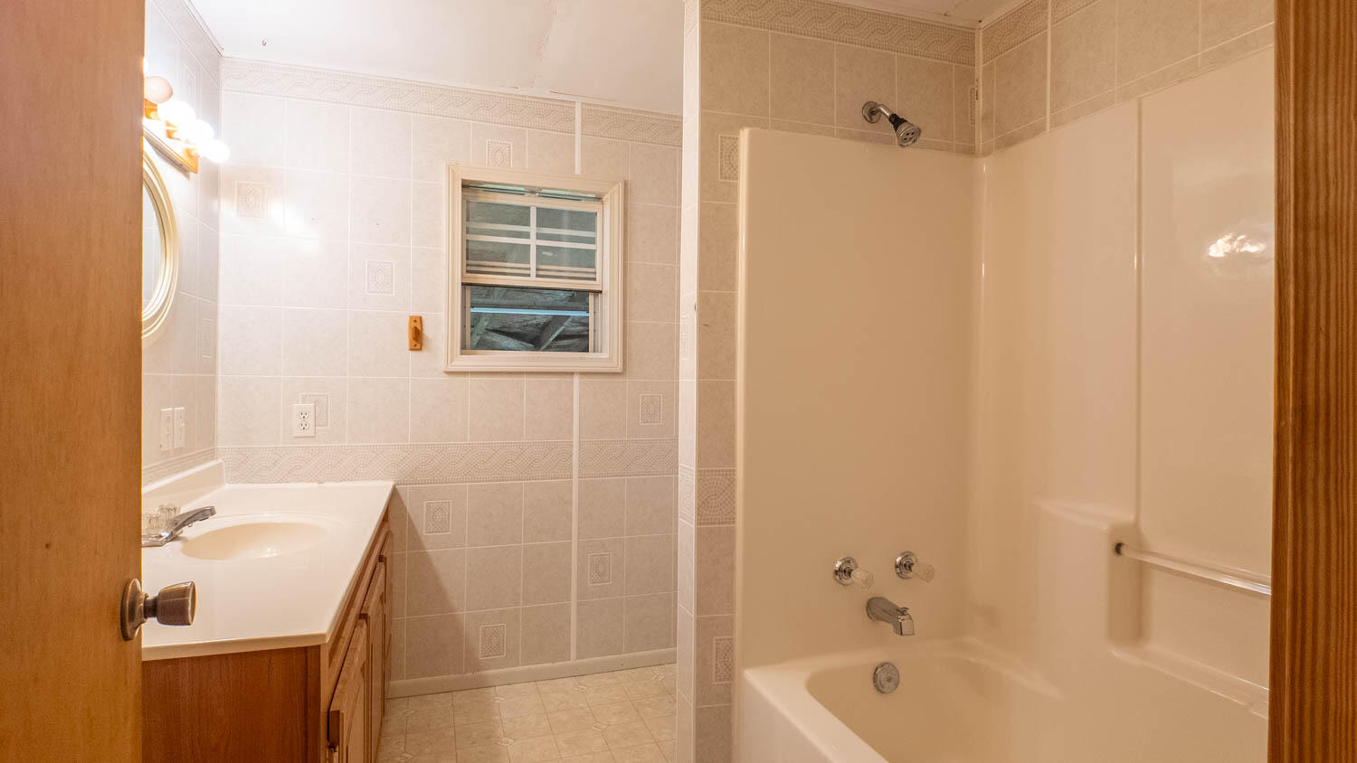742 County Road 302 Property Photo 30