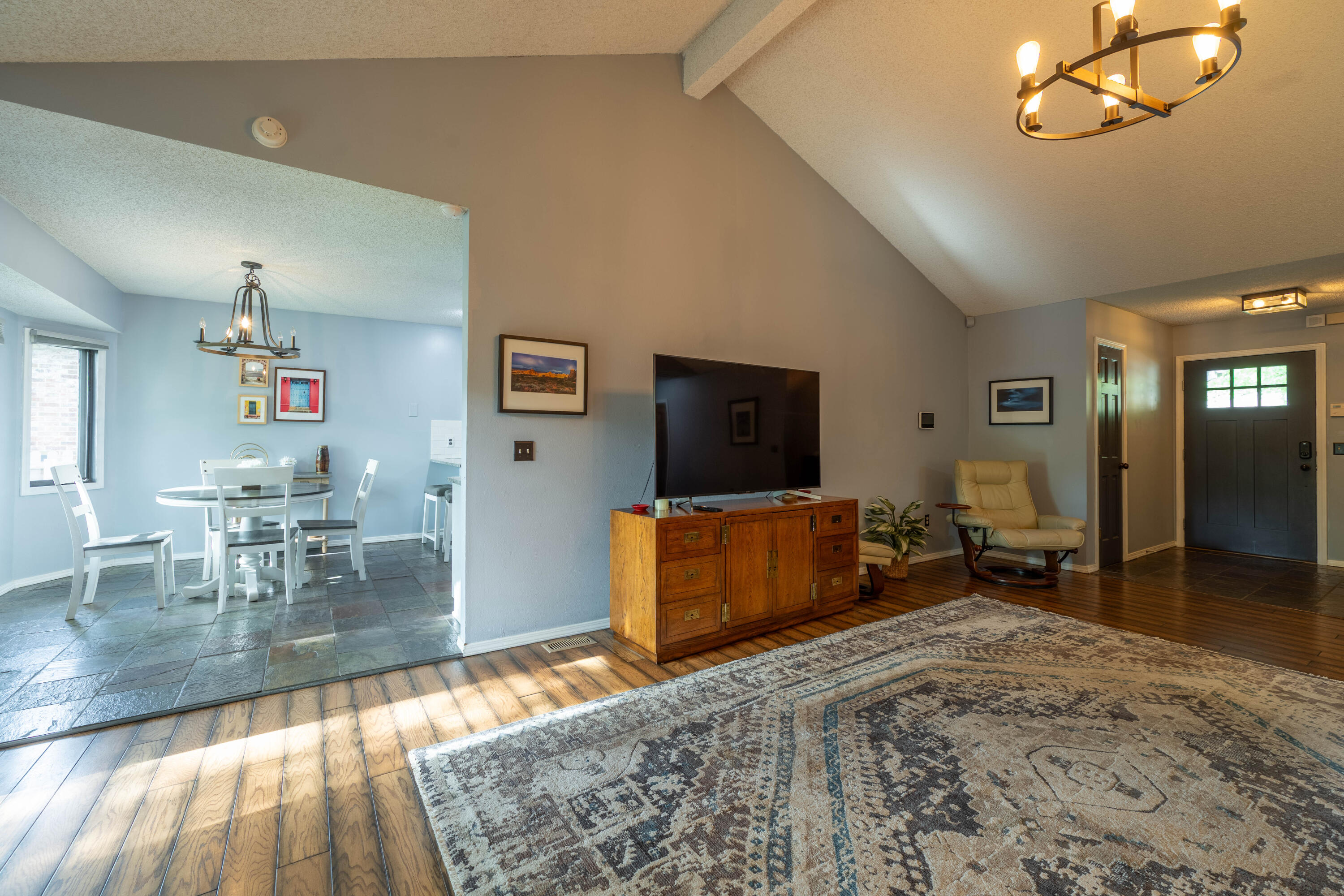 641 South Hayes Court Property Photo 10