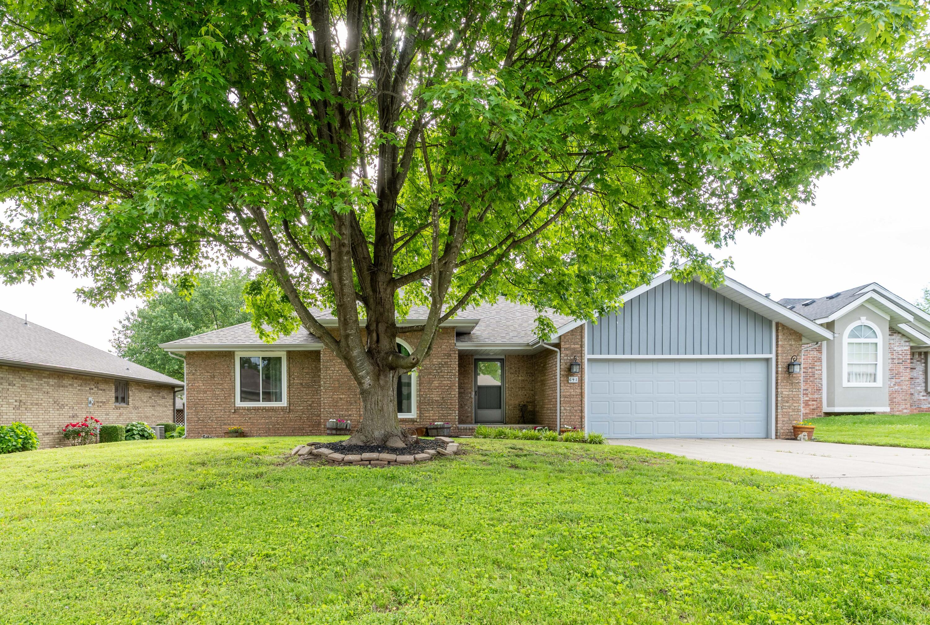 641 South Hayes Court Property Photo 38