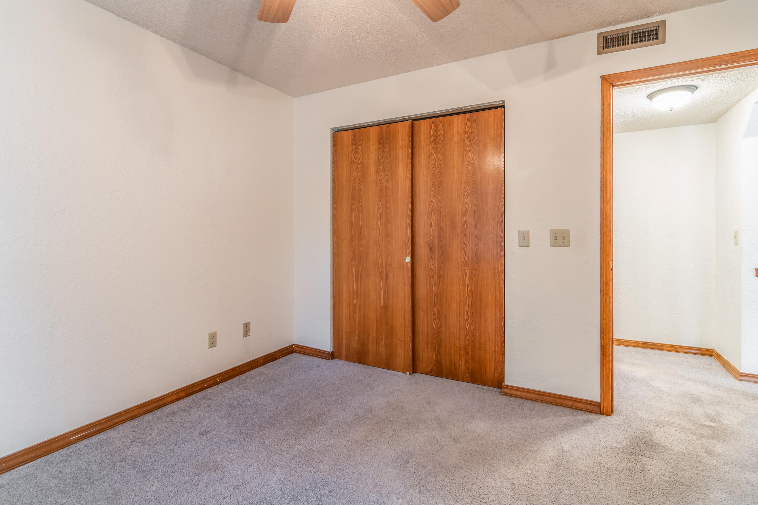 150 Sunken Forest Dr. Property Photo 15