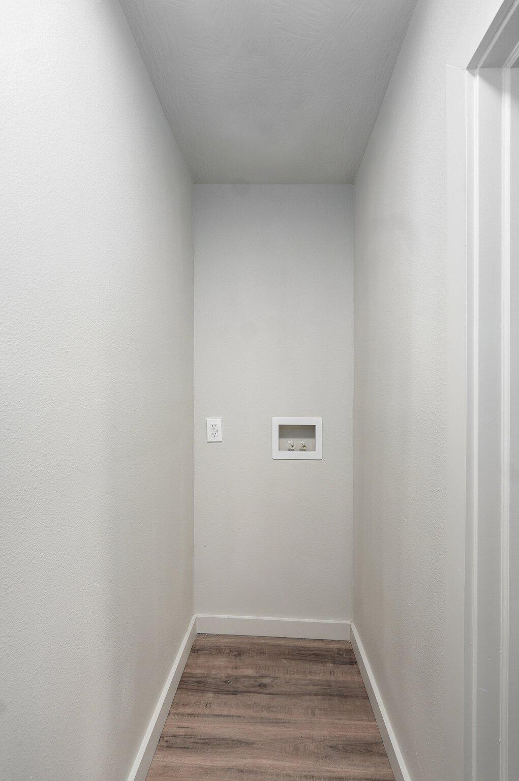 1326 North Clifton Avenue Property Photo 15