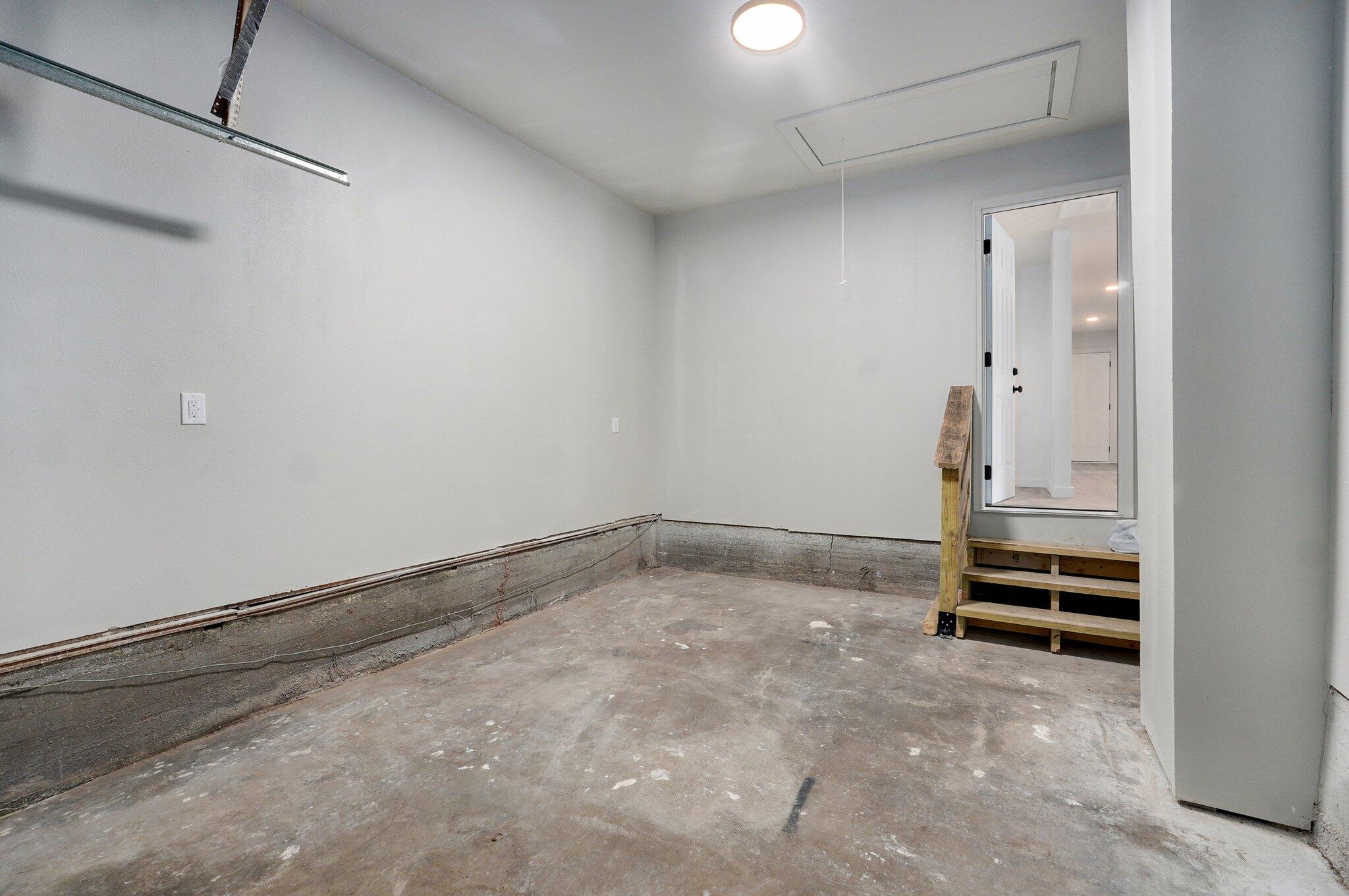 1326 North Clifton Avenue Property Photo 21