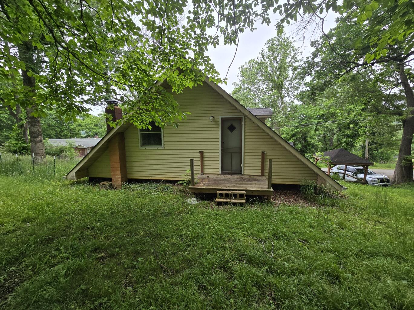 171 Riverbend Road Property Photo 5