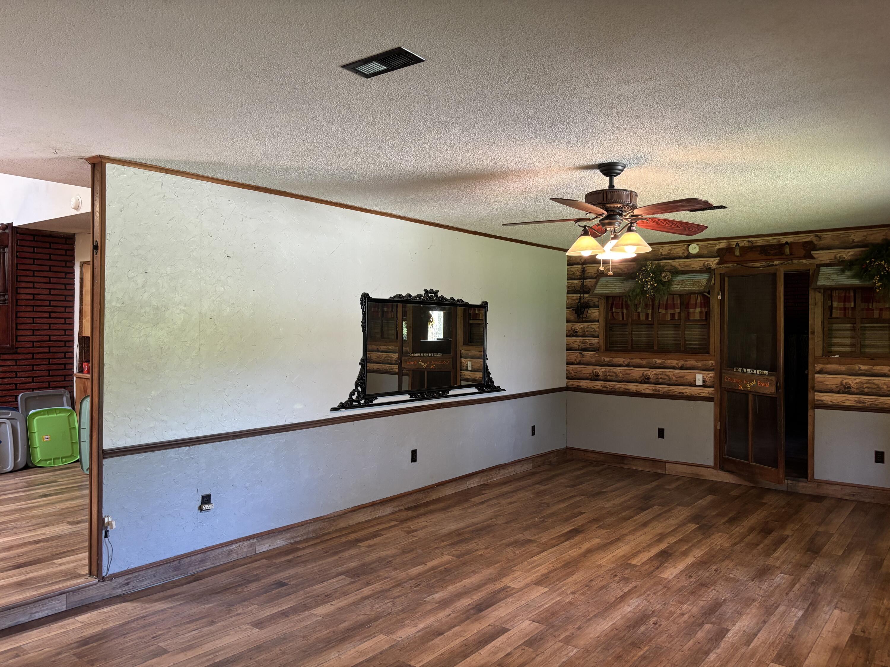 348 Holt Springs Rd Road Property Photo 11