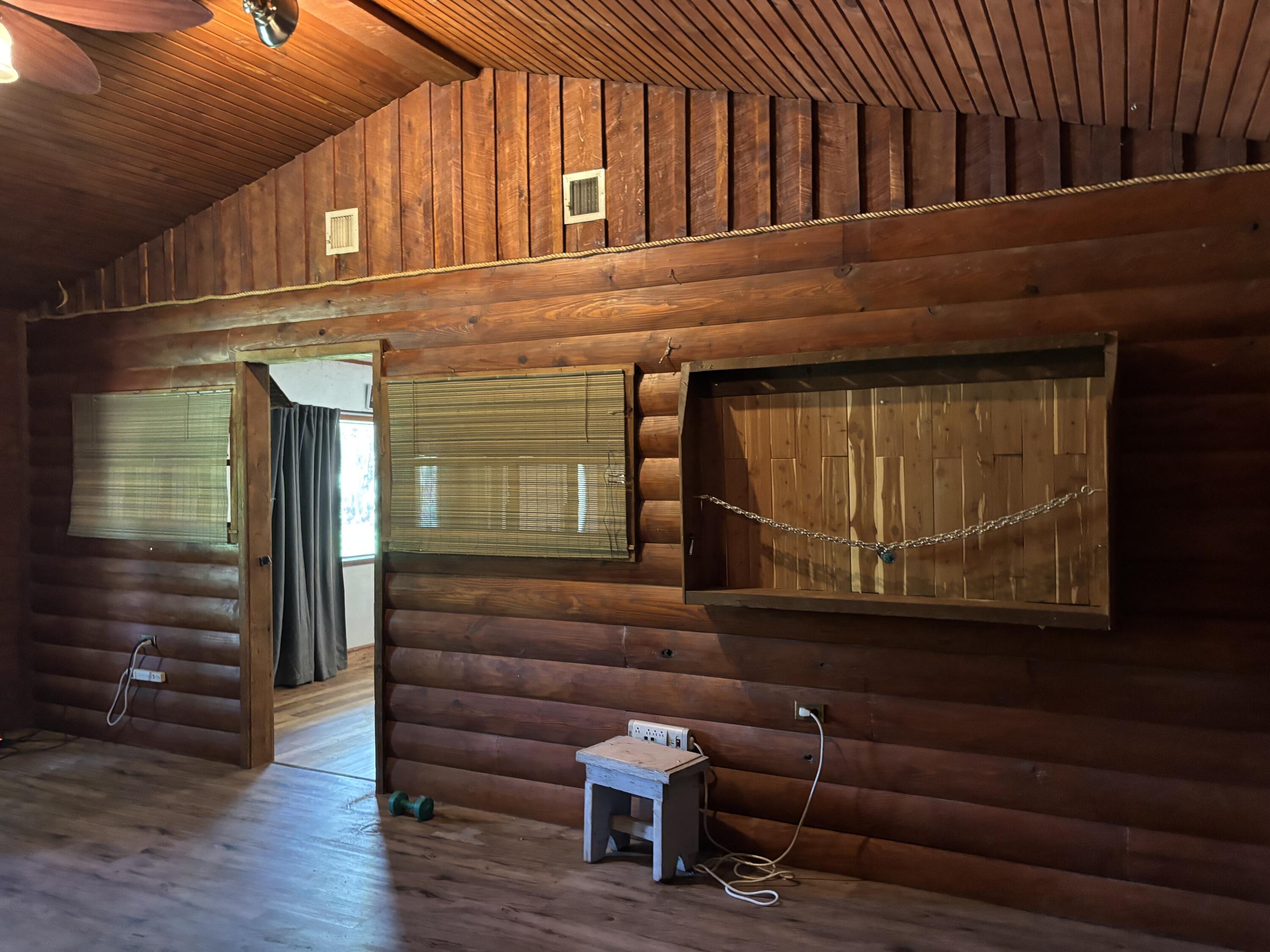 348 Holt Springs Rd Road Property Photo 15