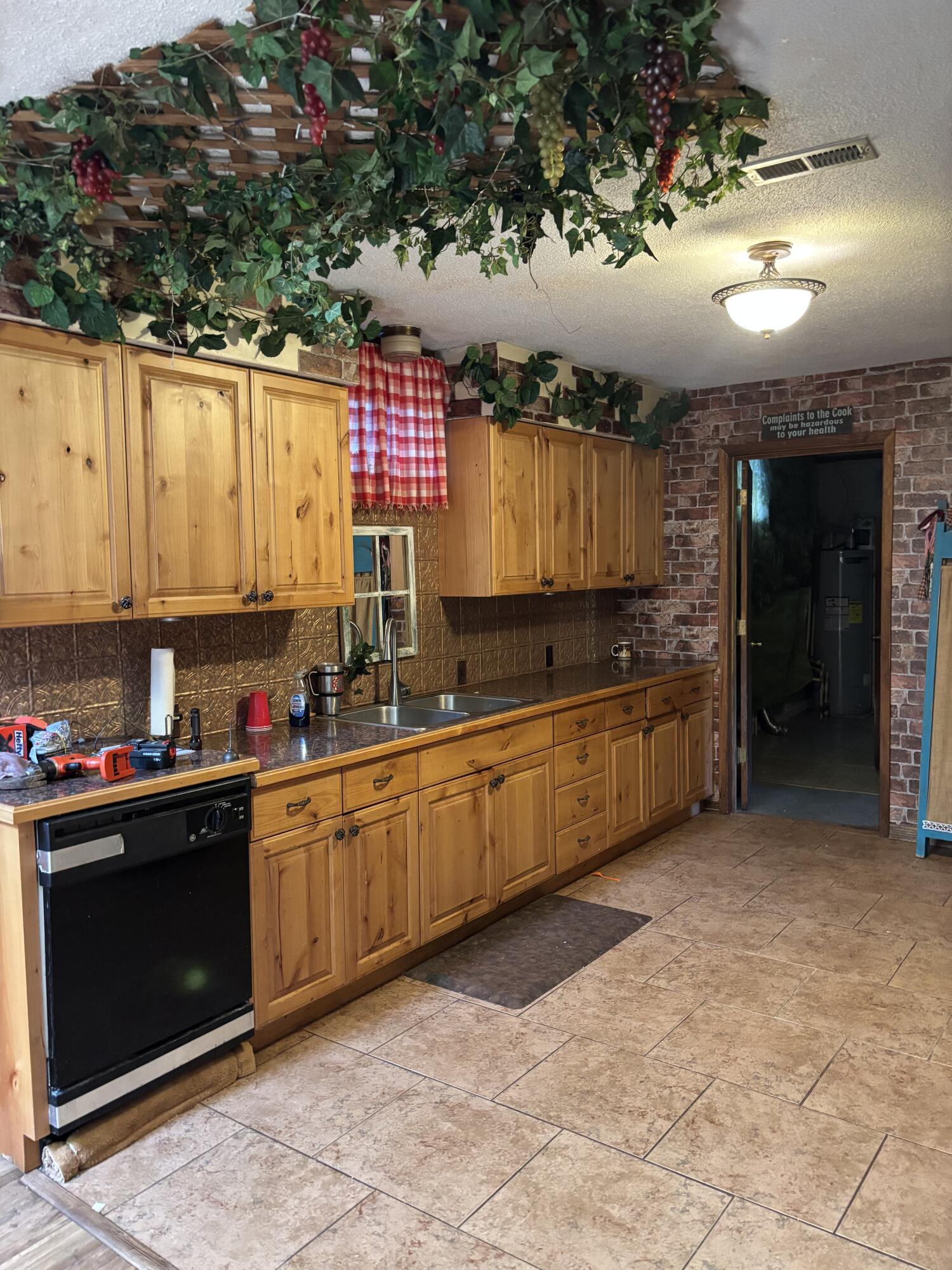 348 Holt Springs Rd Road Property Photo 16