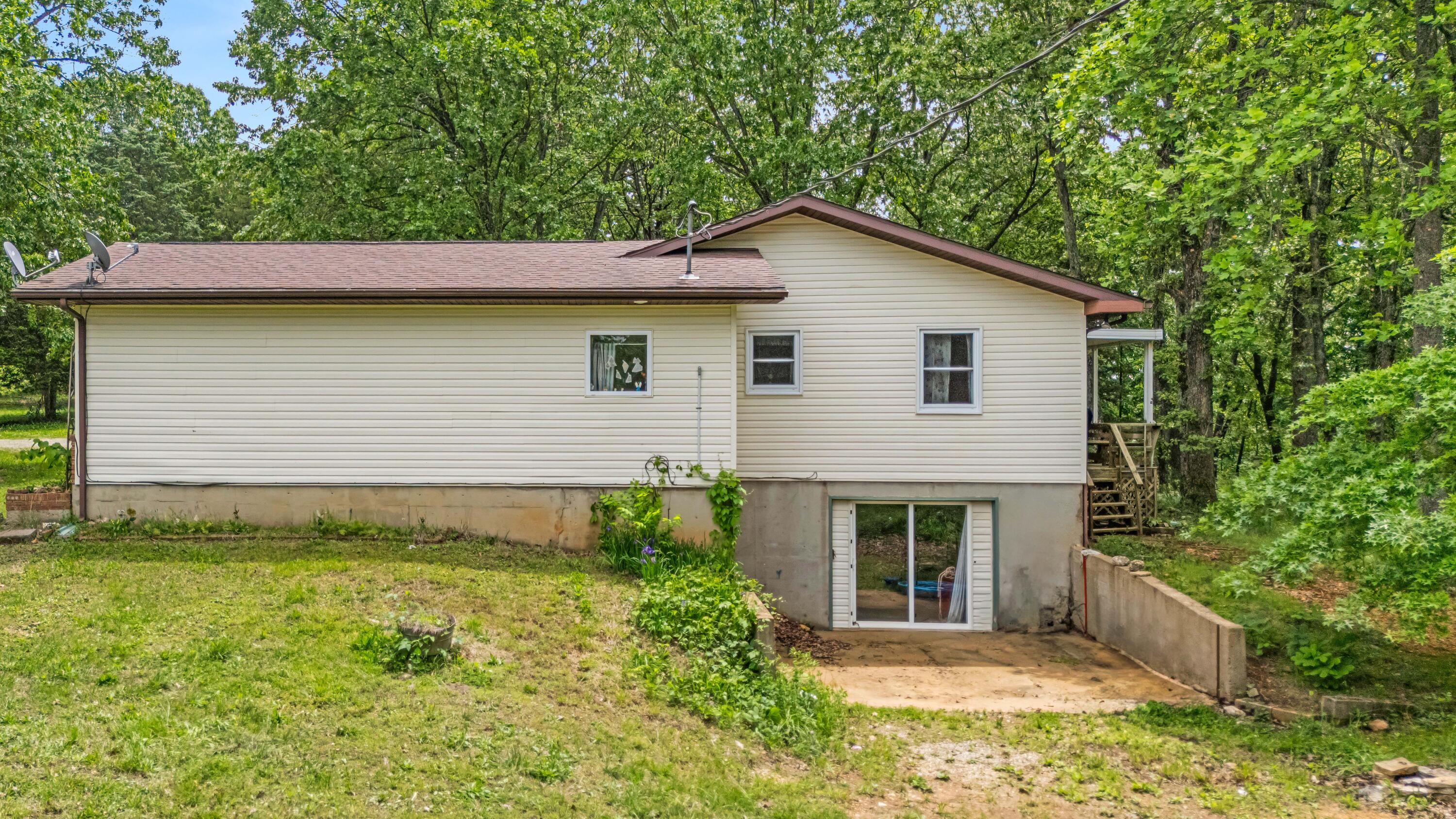 1402 State Rte K Property Photo 6