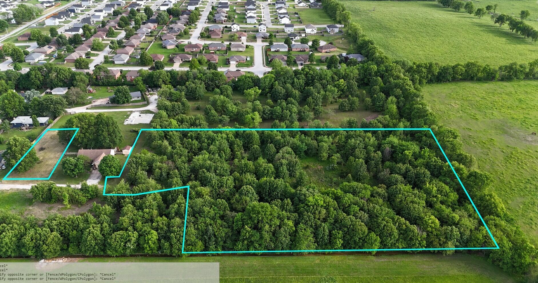 000 West Crestview Lane Property Photo
