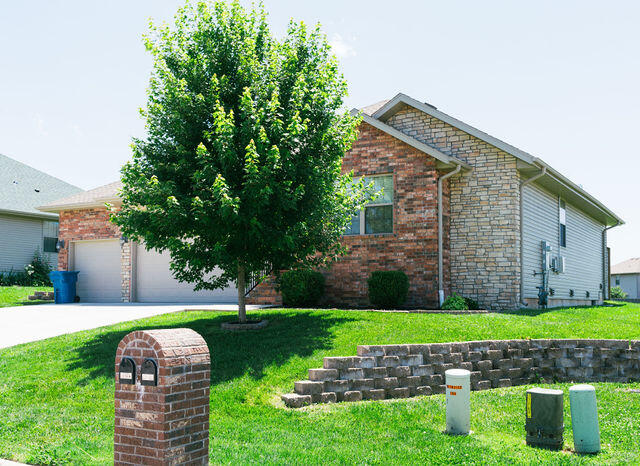 1205 North 12th Avenue Property Photo 6
