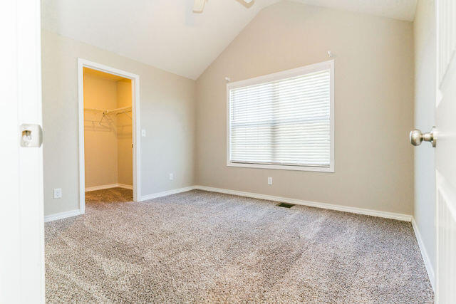 1205 North 12th Avenue Property Photo 19