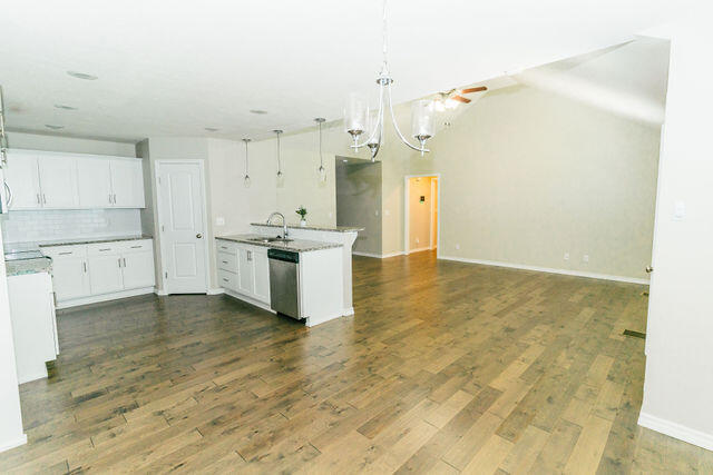 1205 North 12th Avenue Property Photo 26