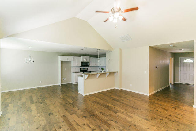 1205 North 12th Avenue Property Photo 32