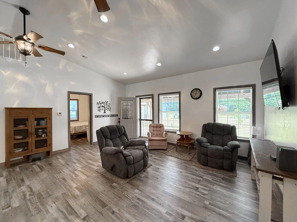 30285 East Pawhuska Road Property Photo 9